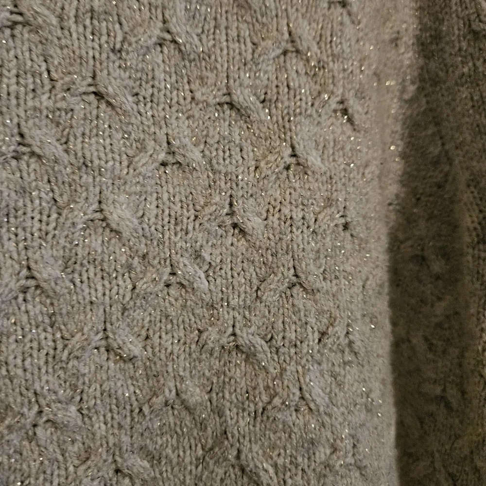Lane Bryant Cable Knit Sweater Cream with Gold Thread Flecks-Plus Size 18/20 - Picture 4 of 5
